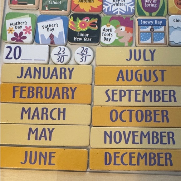 Melissa & Doug Colorful Magnetic Calendar - Picture 6 of 7
